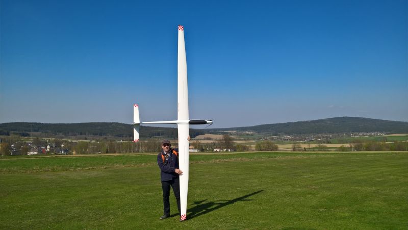 nach einer von 26 Landungen 1997 mit 630 min. Gesamtflugzeit